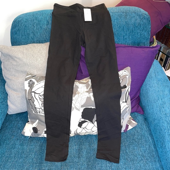 BNWT Kismet Nala Leggings in Black Size S -3 PAIRS AVAILABLE - Picture 2 of 4